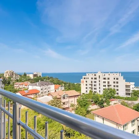 Apartment Sea View Apt Near Kabakum Beach