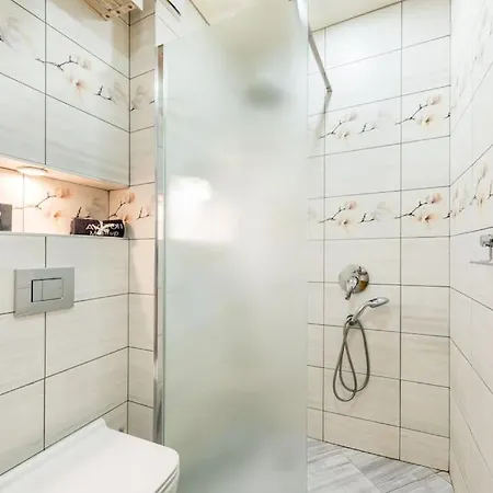 Sea View Apt Near Kabakum Beach Apartment Varna
