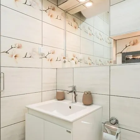 Apartment Sea View Apt Near Kabakum Beach *